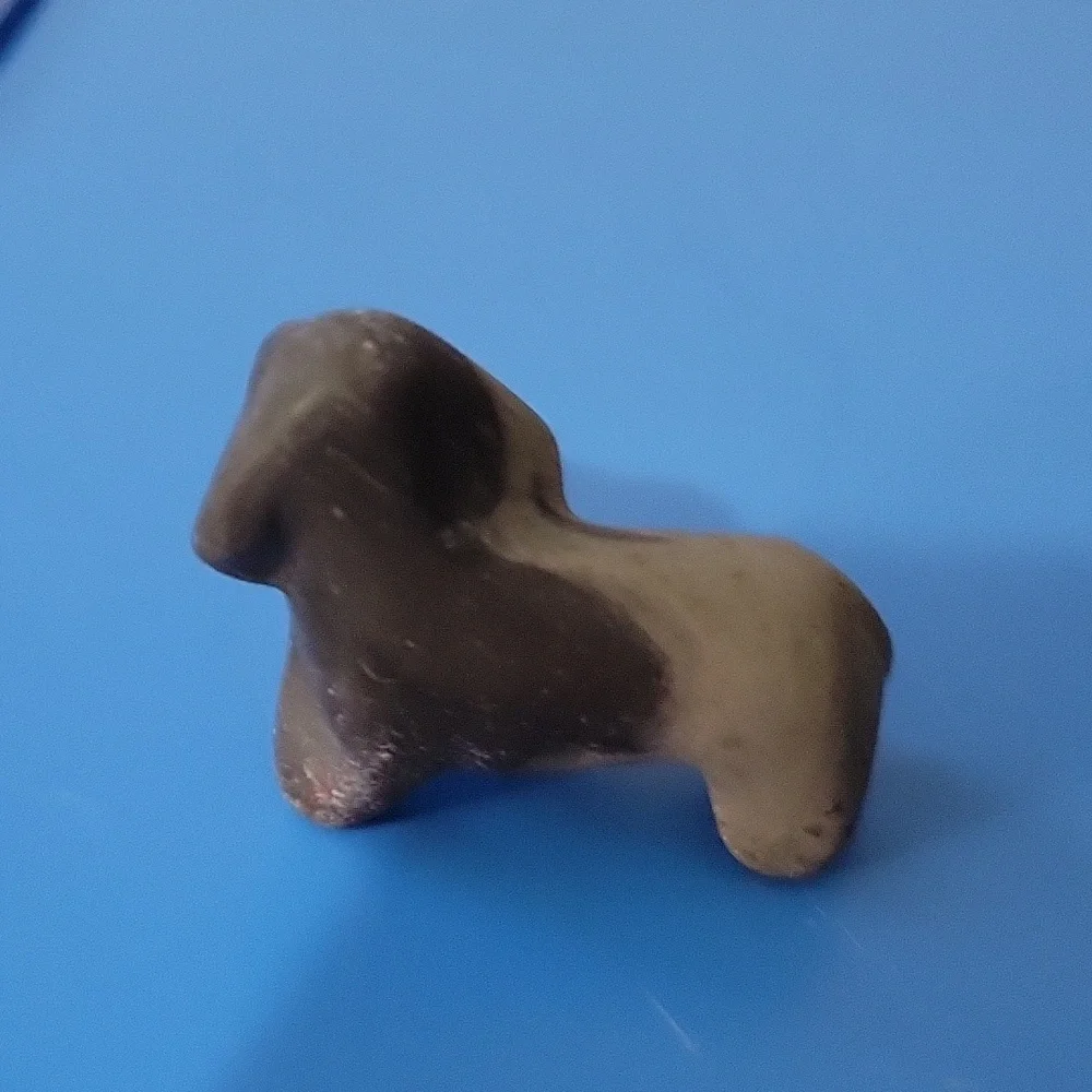 Soapstone Dachsund Crysral Dog - Picture 3 of 10
